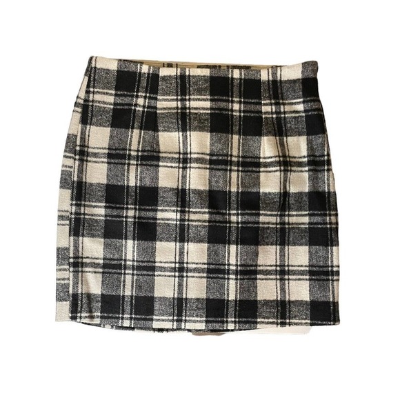 Zero Degrees Celsius NEW Dark Academia Wool Plaid Miniskirt Size Medium Black - Picture 2 of 8